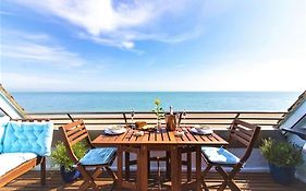 The Luxury Beach Property - Oceanbreeze