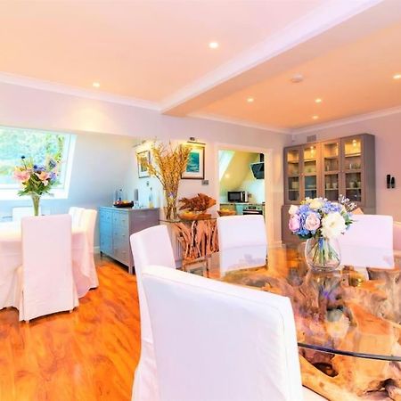 The Luxury Beach Property - Oceanbreeze Sandgate Exterior photo